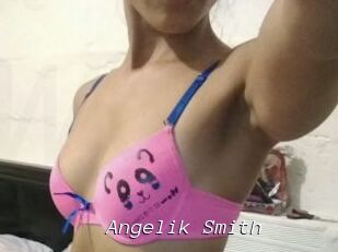 Angelik_Smith