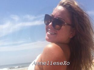 AnnelieseXo