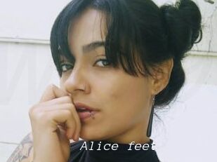 Alice_feet