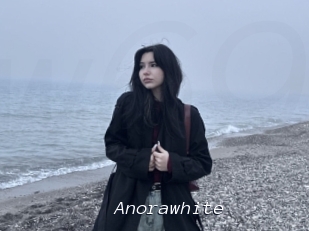 Anorawhite