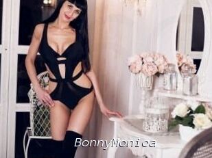 Bonny_Monica