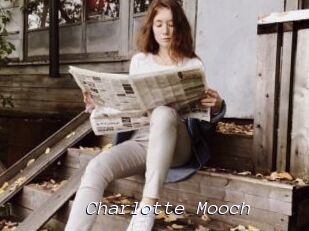 Charlotte_Mooch