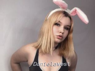 DanielaWest