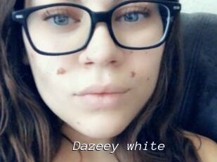 Dazeey_white