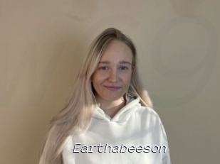 Earthabeeson