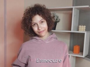 Esmecure