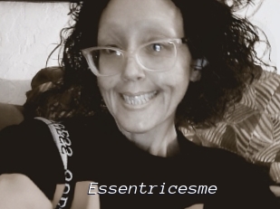 Essentricesme
