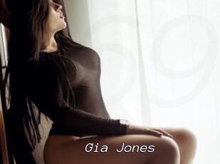 Gia_Jones