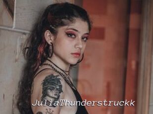 JuliaThunderstruckk