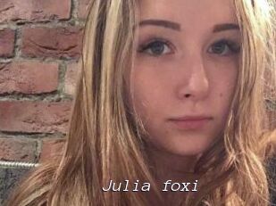 Julia_foxi