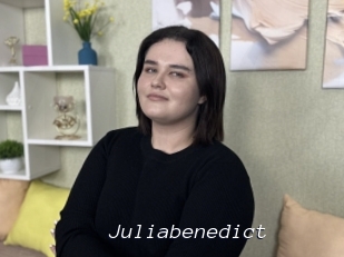 Juliabenedict