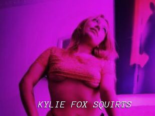 KYLIE_FOX_SQUIRTS