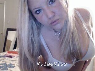 Kylee_Kiss