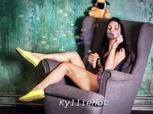 KyllieHot