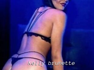 Kelly_brunette