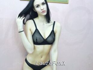 LauraFoxX