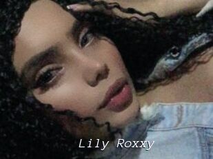 Lily_Roxxy