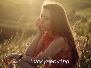 Luckymeowing