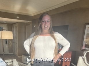 Lucyjuicy_0123