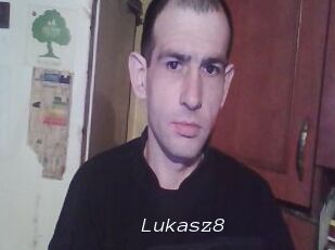Lukasz8