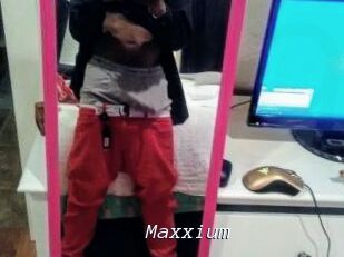 Maxxium