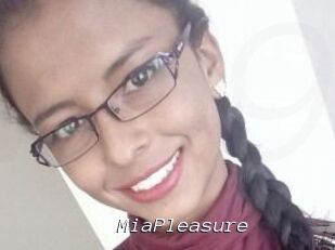 Mia_Pleasure