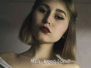 Mia_Leeblond