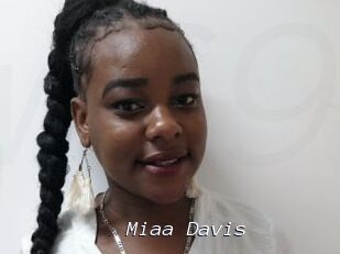 Miaa_Davis