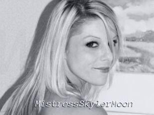 MistressSkylerMoon