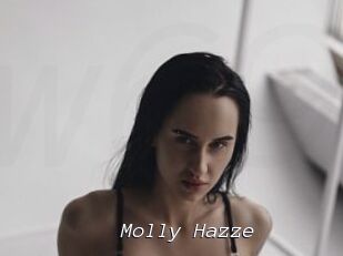 Molly_Hazze
