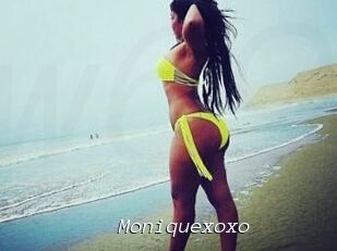 Moniquexoxo