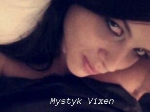 Mystyk_Vixen
