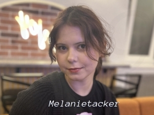 Melanietacker