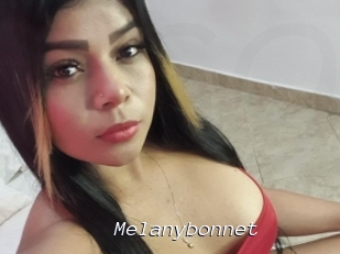 Melanybonnet