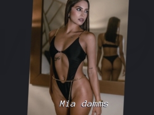 Mia_damms