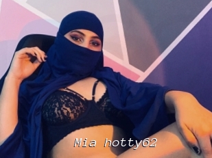 Mia_hotty62