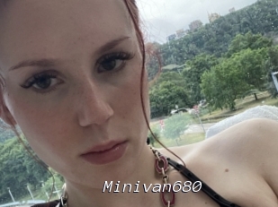 Minivan680