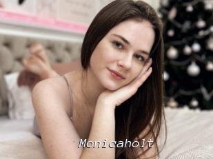 Monicaholt