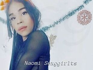 Naomi_Sexggirlts