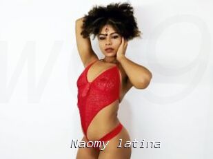 Naomy_latina