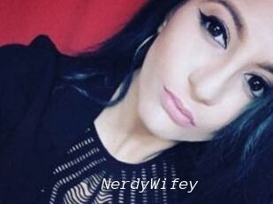 NerdyWifey