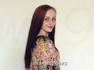 NikkiBonez
