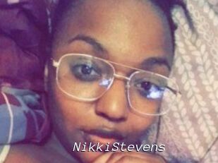 Nikki_Stevens