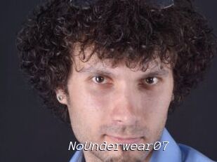 NoUnderwear07
