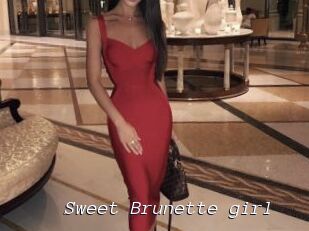 Sweet_Brunette_girl