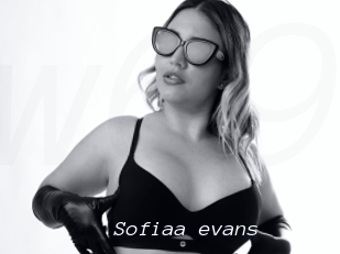 Sofiaa_evans