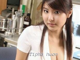 Tipha_huon