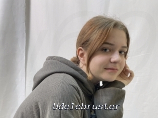 Udelebruster
