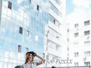VERONIKA_FOXXX