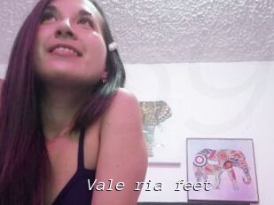 Vale_ria_feet